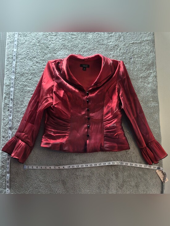 Dressbarn Petite Collection Tops - Vintage Dressbarn Petite Red Iridescent Satin Ruffle Cuff‎ Blouse 16P NWT